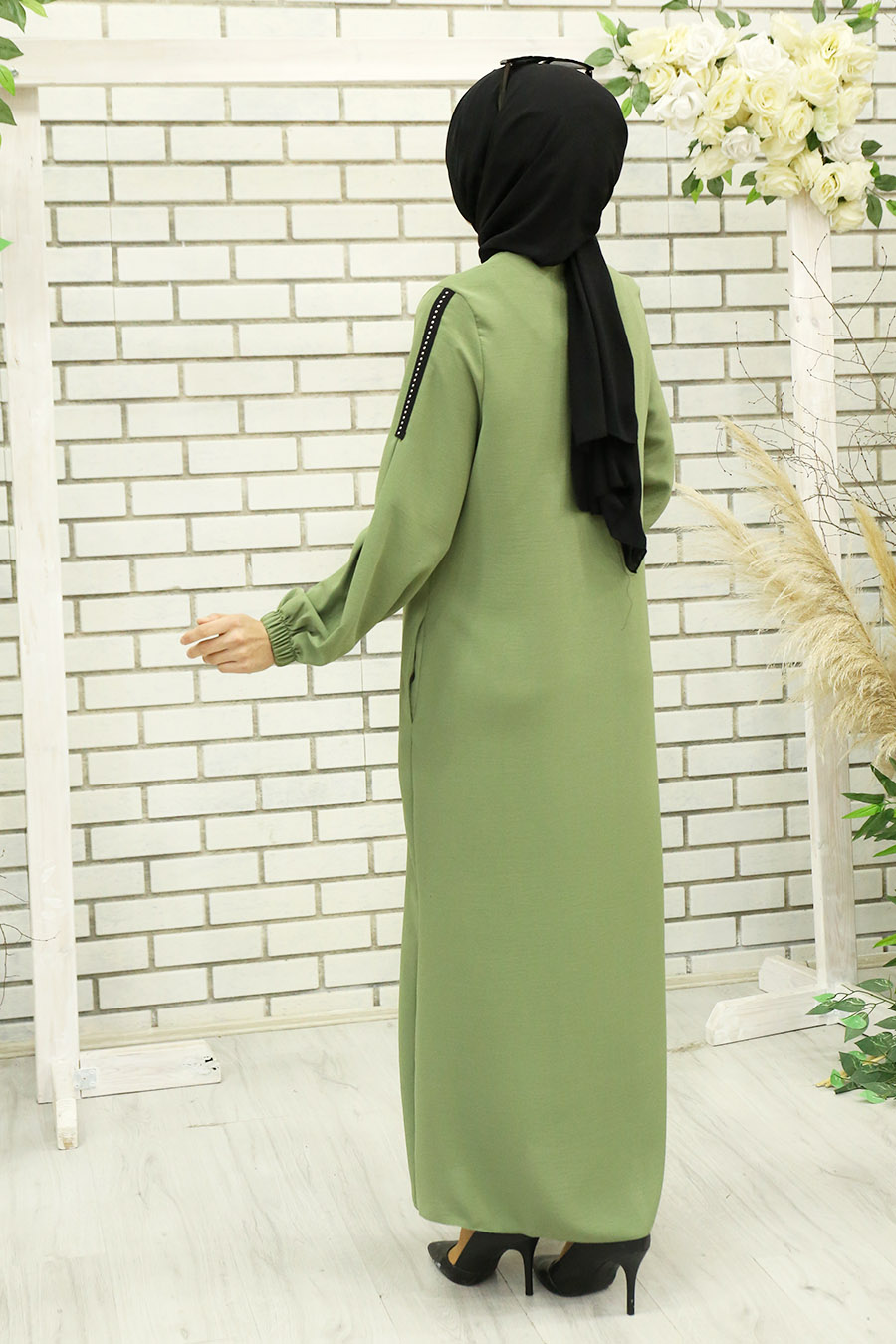 GREEN ABAYA 